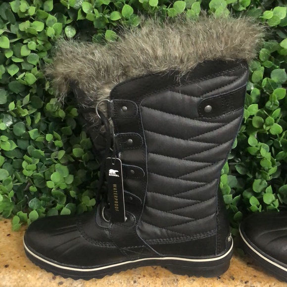 Sorel Tofino boots - Picture 3 of 5